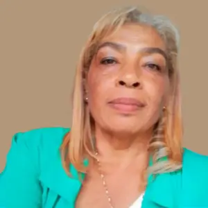 Marinalva Mazzarotto - Com Atalia aprendi que a verdadeira autoridade não vem da imposição, mas do chamado de Deus.